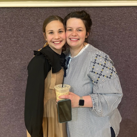 Hi I’m Bella✨✨ - Picture 2 of 8